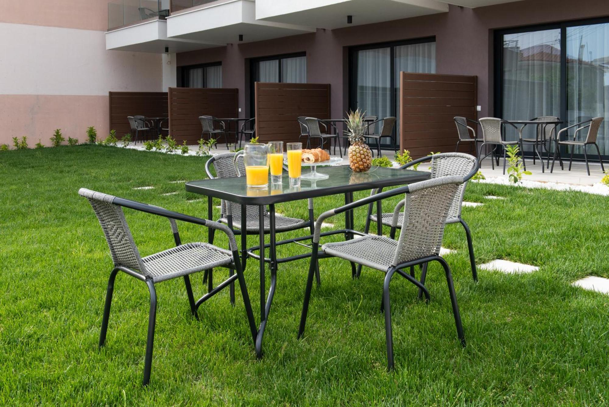 Sithonian Sunset Luxury - Nikiti Cozy Getaways Aparthotel Bagian luar foto